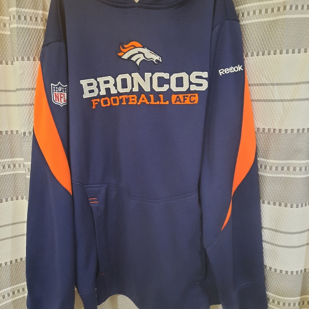 Denver Broncos sweatshirt hoodie
